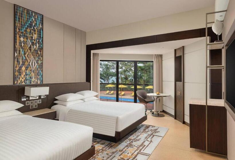 اتاق استاندارد با چشم‌انداز استخر, Goa Marriott Resort & Spa