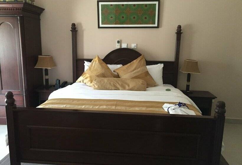 Королевский Люкс, La Palm Royal Beach