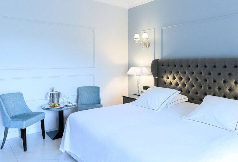 اتاق لوکس با تراس, Les Bories & Spa