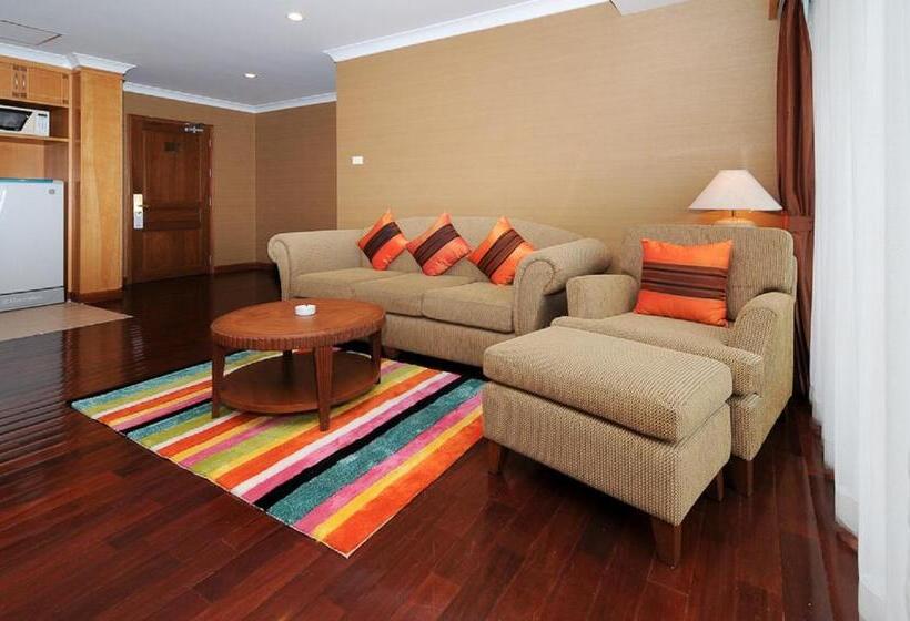 سوئیت با بالکن, Admiral Suites Bangkok