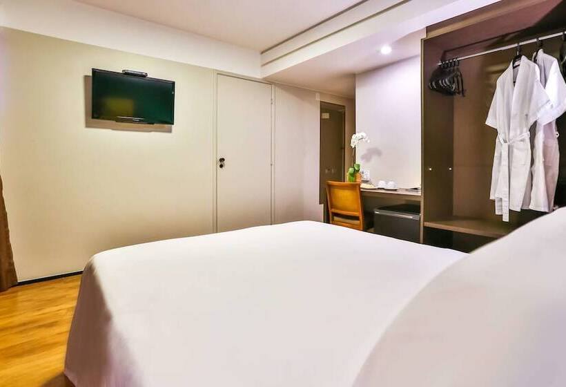 اتاق استاندارد با تخت دوبل, Golden Tulip Goiania Address