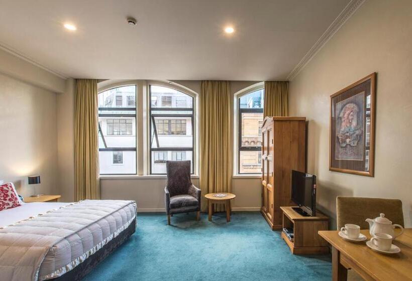 استودیوی استاندارد, Quest Wellington