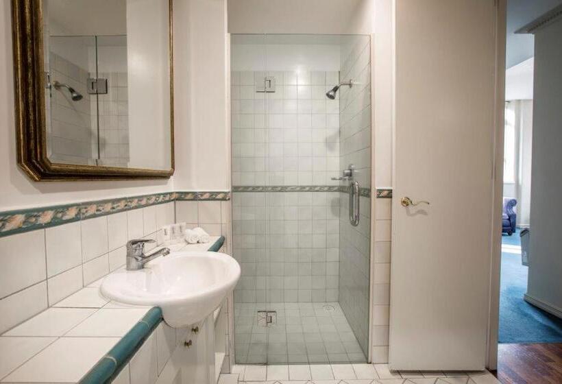 استودیوی استاندارد, Quest Wellington