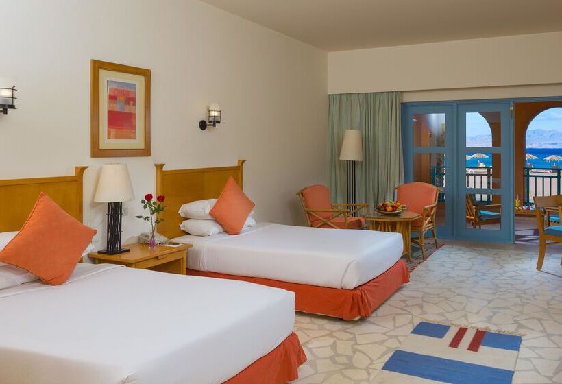 اتاق استاندارد با چشم‌انداز دریا, Strand Beach Resort