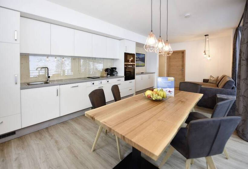 Апартаменты Comfort 2 Спальни, Chillas Appartements