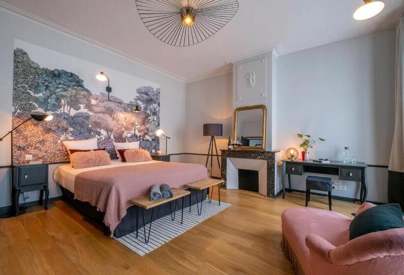 اتاق لوکس, Escale Rochelaise B&b, Spa Bain Nordique Et Sauna Tonneau