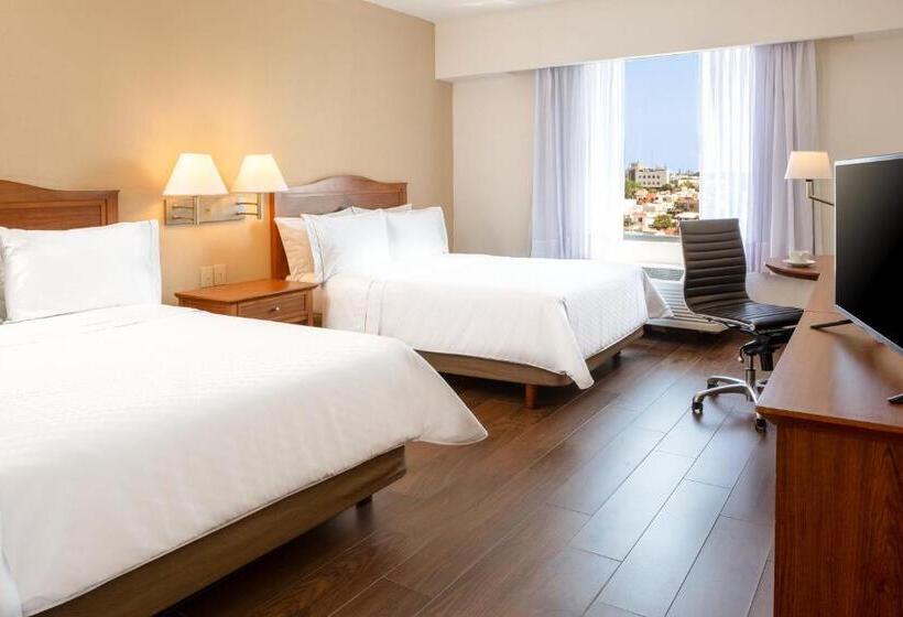 غرفه قياسيه سريرين مزدوجين, Fiesta Inn Tampico