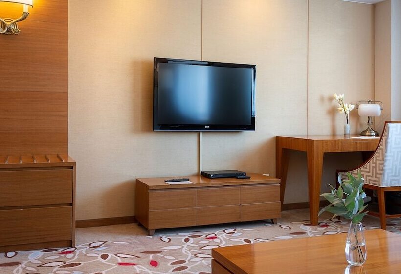 سوییت جونیور, Lotte Hotel Vladivostok