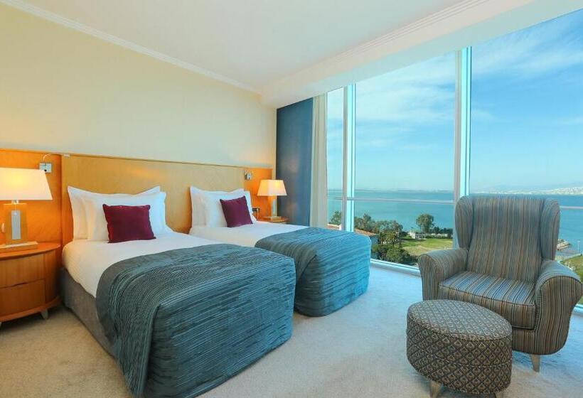 带海景的标准房, Wyndham Grand Izmir Ozdilek Thermal & Spa