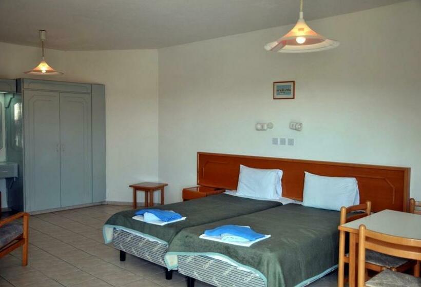Студия Стандарт, Debbiexenia Hotel Apartments