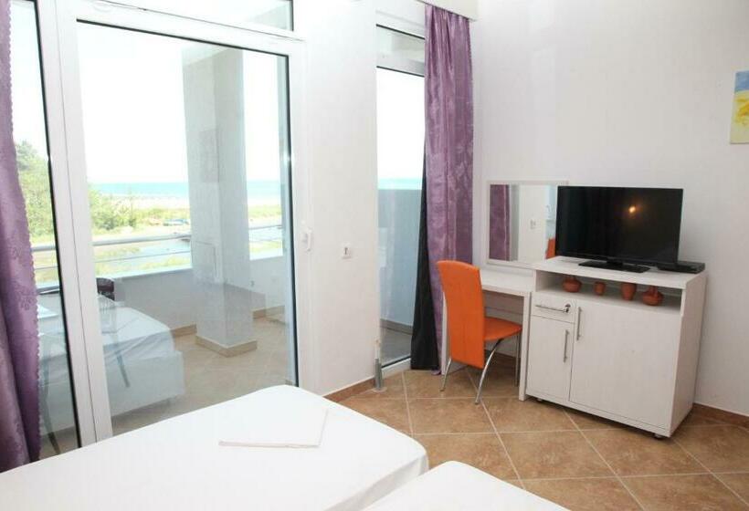 استودیوی استاندارد با چشم‌انداز دریا, Apartments Art