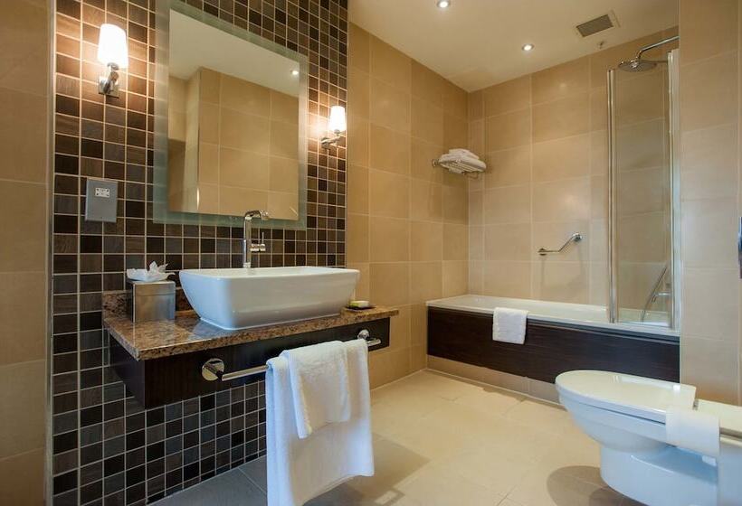 Номер Стандарт, Doubletree By Hilton Dunblane Hydro