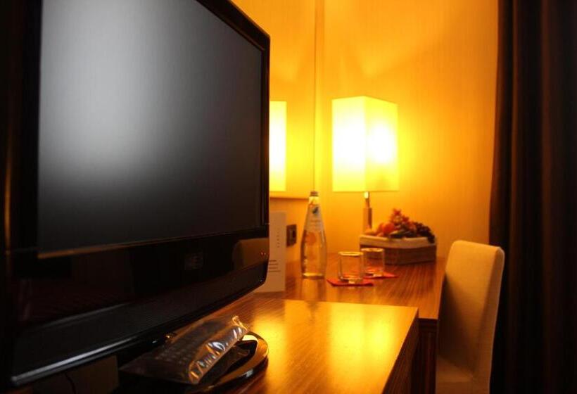 اتاق استاندارد, Mh Hotel Piacenza Fiera