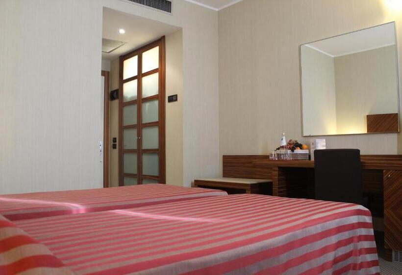 اتاق استاندارد در طبقه همکف, Mh Hotel Piacenza Fiera
