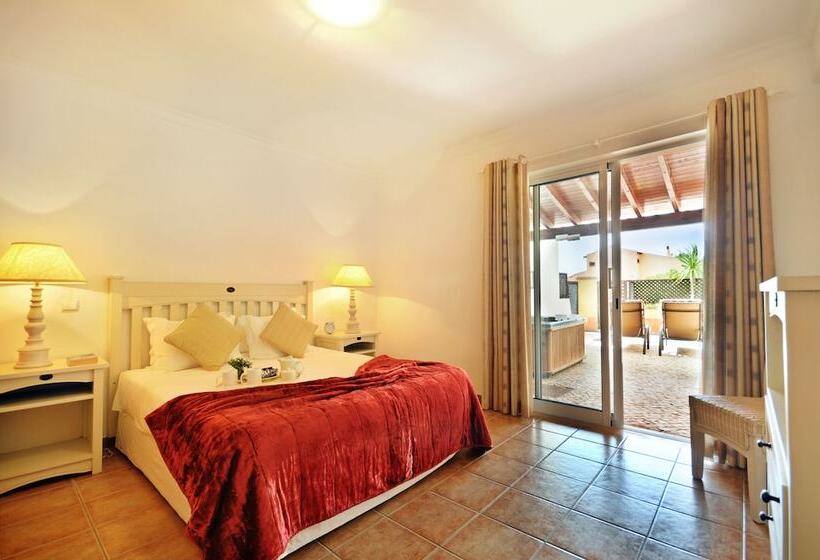 Апартаменты 3 Спальни, Jardim Da Meia Praia Resort