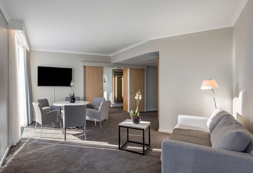 سوییت, Radisson Blu Hotel London Stansted Airport