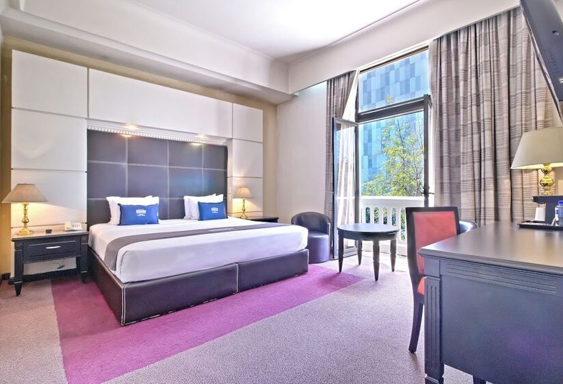 Номер Executive, Imperial Reforma
