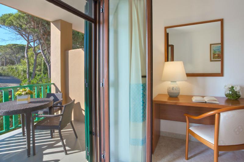 اتاق استاندارد, City Express By Marriott Leon