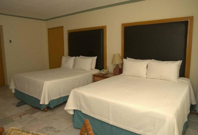 سوییت جونیور با چشم‌انداز دریا, Samba Vallarta All Inclusive