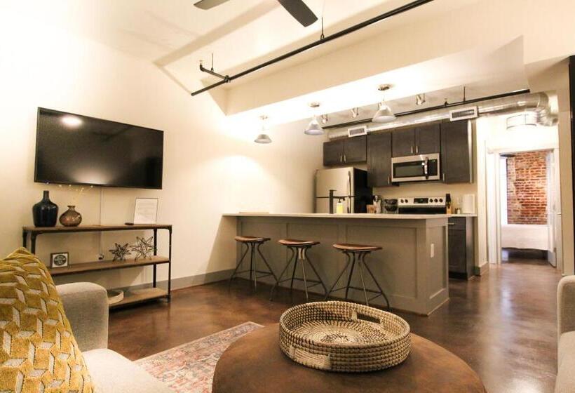 套房, The Lofts At Downtown Salem