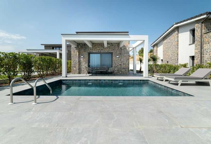 ویلای 2 خوابه با چشم‌انداز دریا, Terra Olivia Luxury Villas And Suites