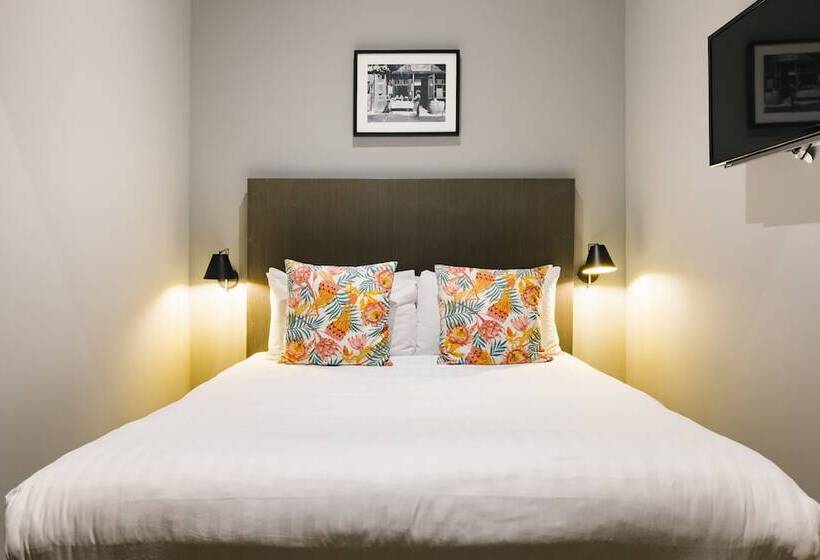 Standard Room, Cityspace Tower Bridge