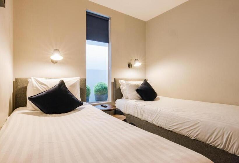 Standard Room Ground Floor, Cityspace Tower Bridge