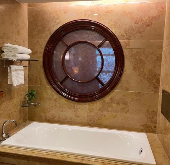 Люкс Повышенной Комфортности, Days Hotel & Suites China Town   Metro Line 2 & Line 6   Nearby Orange Island  Wuyi Square Changsha