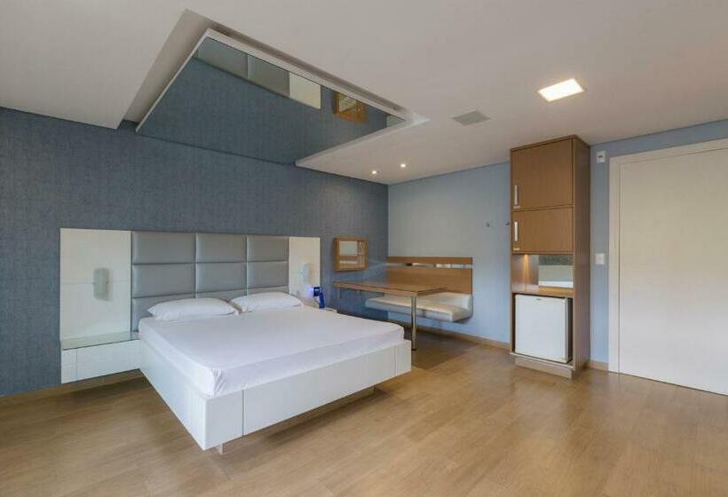 스위트, Poeme Motel By Drops