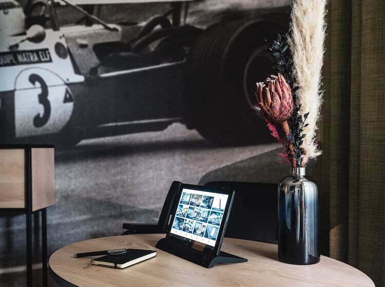 اتاق راحتی, Ameron Munchen Motorworld