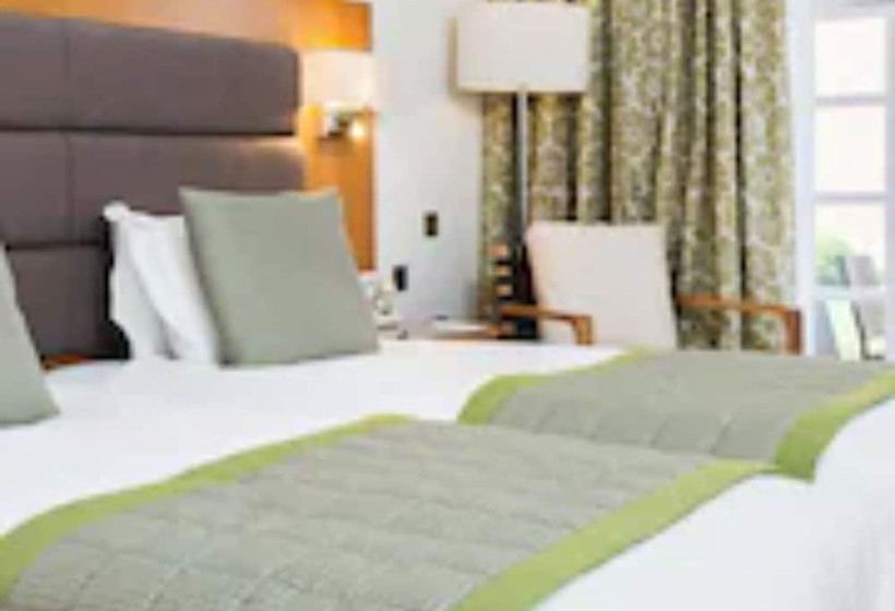 标准单人间, Champneys Forest Mere