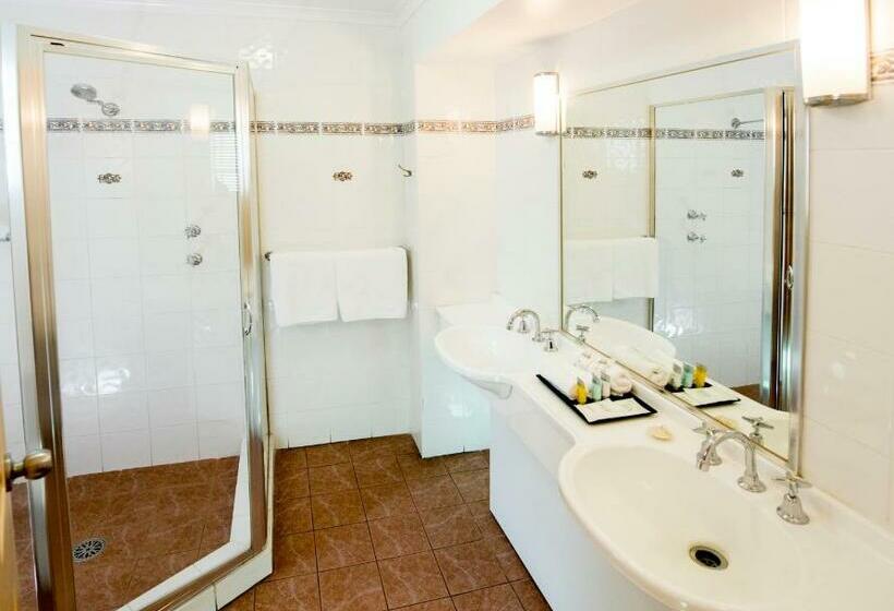 Quarto Triplo Estandar, Quality Inn Penrith Sydney
