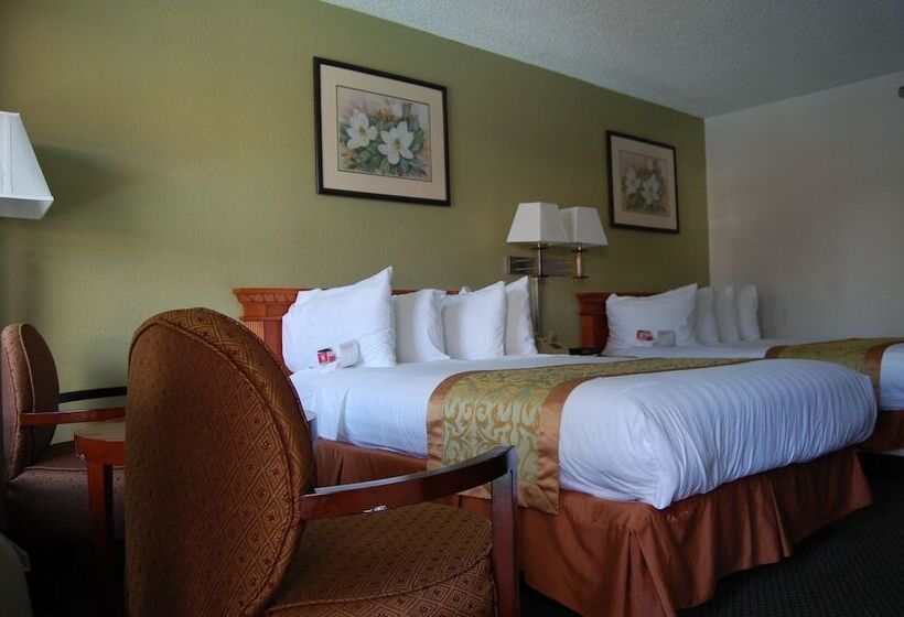 ２ダブルベッドのスタンダードルーム, Ramada By Wyndham Temple Terrace/tampa North