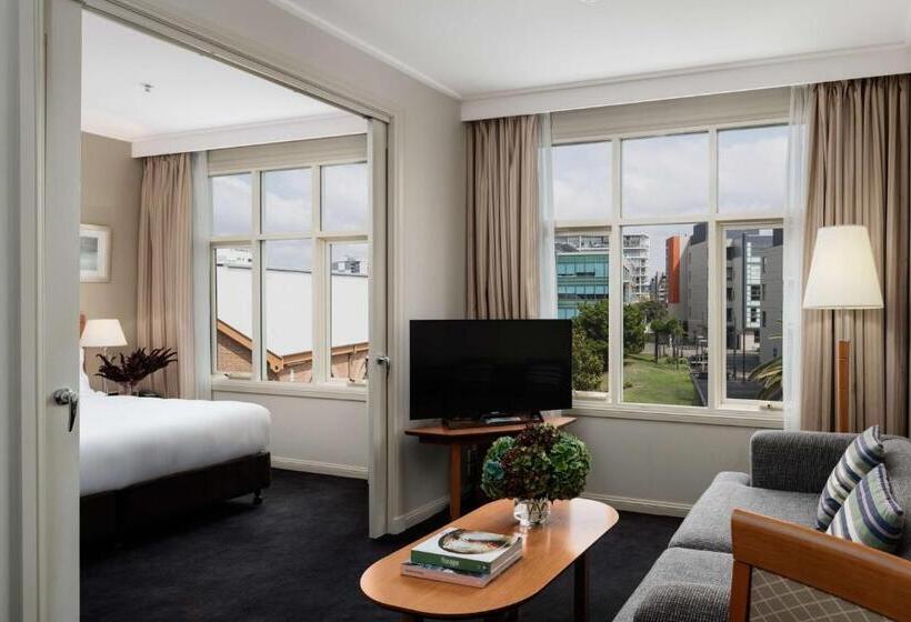 مجموعه ویستا شهر, Rydges Newcastle