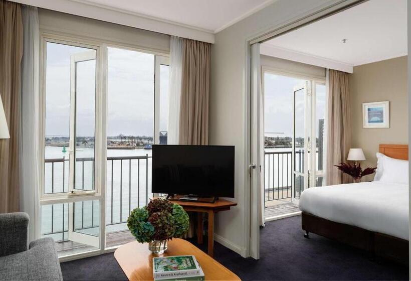 سوئیت با تخت بزرگ, Rydges Newcastle
