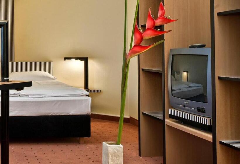 Апартаменты с 1 спальней, смежные, Tryp By Wyndham Halle