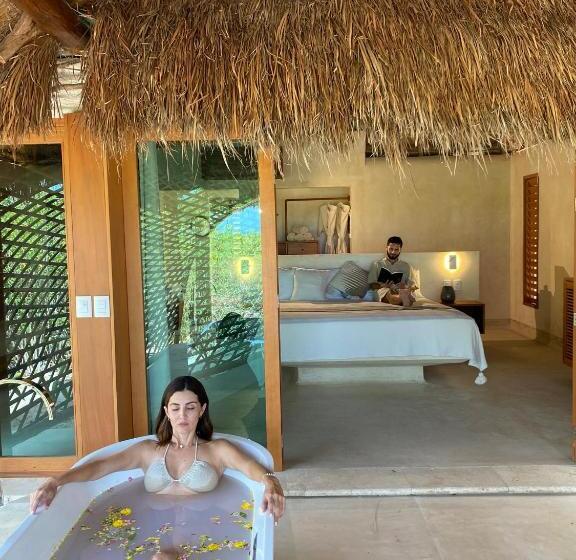 سوئیت جونیور با تخت بزرگ, Xixim Mundo Imperial – Wellness All Inclusive