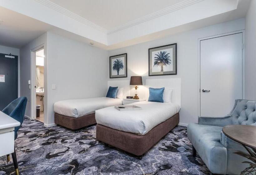 Номер Стандарт, Kingsford Smith Motel