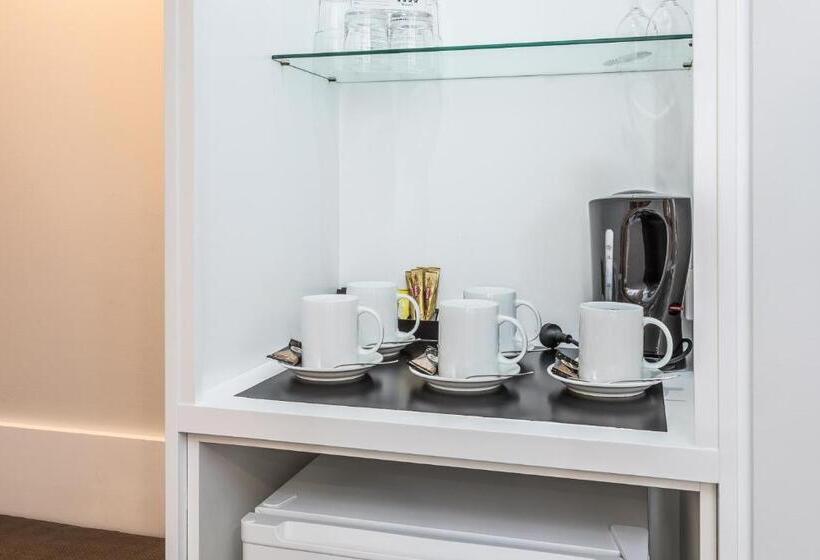 Номер Deluxe, Kingsford Smith Motel