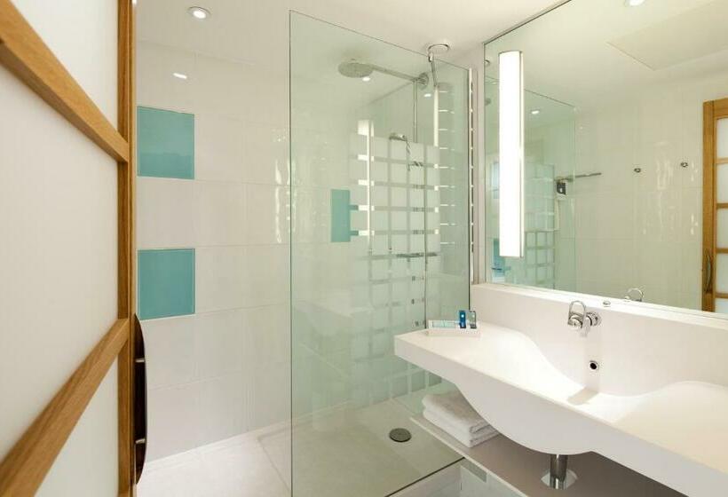 Номер Superior, Novotel London Greenwich