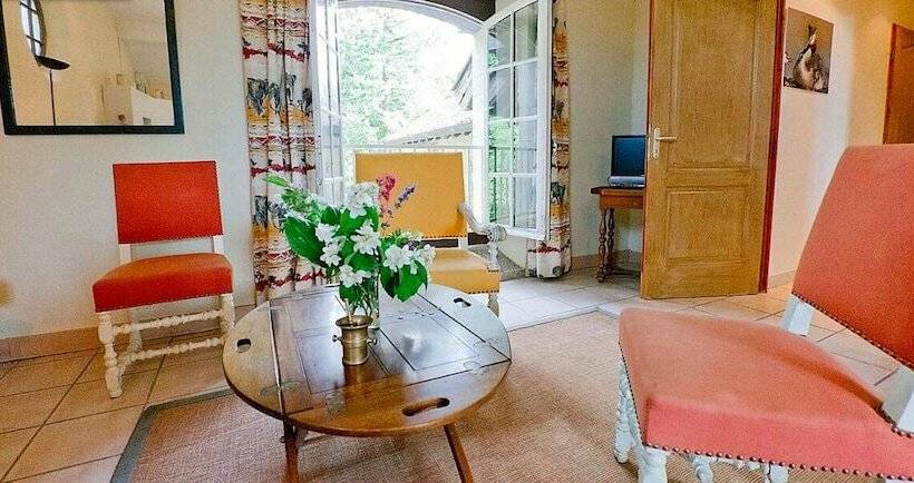 Апартаменты Deluxe 1 Спальня, Château De Joyeux  Gîtes