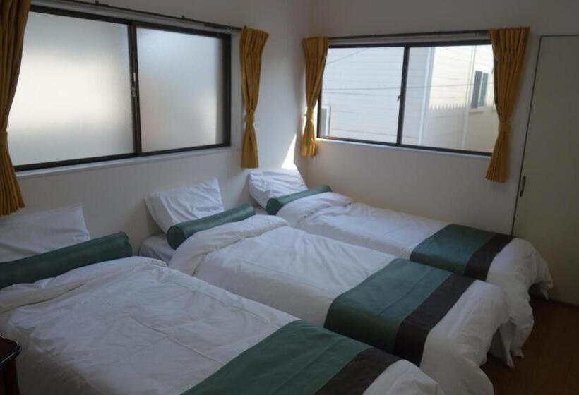 Трехместный Номер Классика, Taro S House Kamakura Hase
