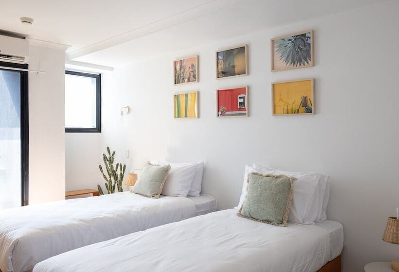 Quarto Estandar, Hacienda