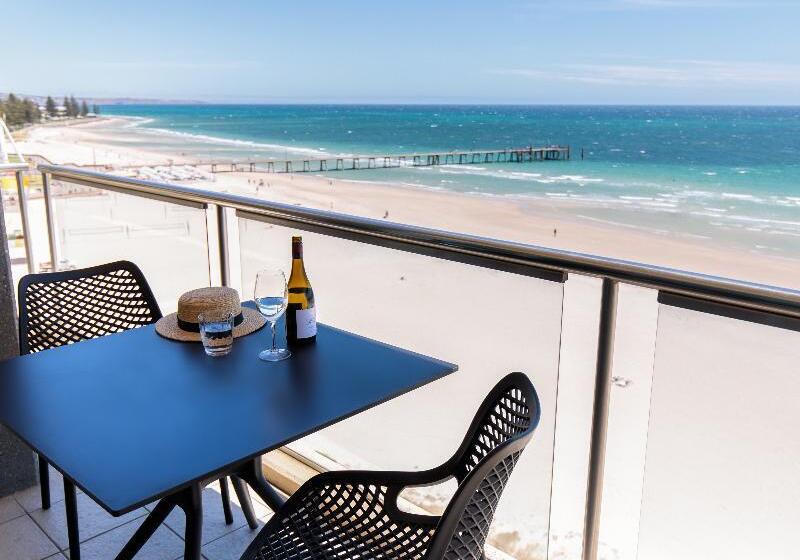 آپارتمان 1 خوابه با چشم‌انداز دریا, Oaks Glenelg Plaza Pier Suites
