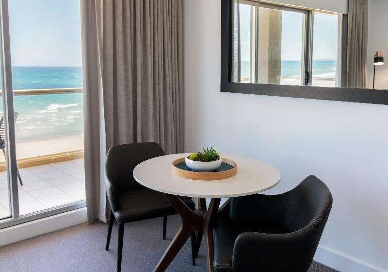 آپارتمان 1 خوابه با چشم‌انداز دریا, Oaks Glenelg Plaza Pier Suites
