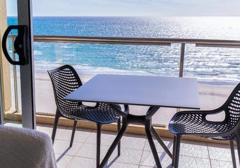 آپارتمان 2 خوابه با چشم‌انداز دریا, Oaks Glenelg Plaza Pier Suites