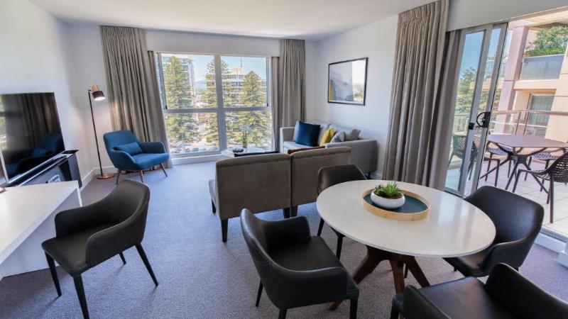 آپارتمان 2 خوابه, Oaks Glenelg Plaza Pier Suites