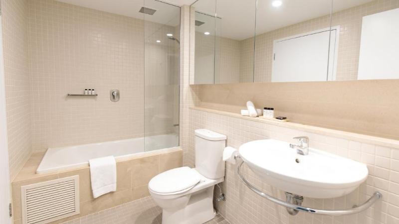 آپارتمان 2 خوابه, Oaks Glenelg Plaza Pier Suites