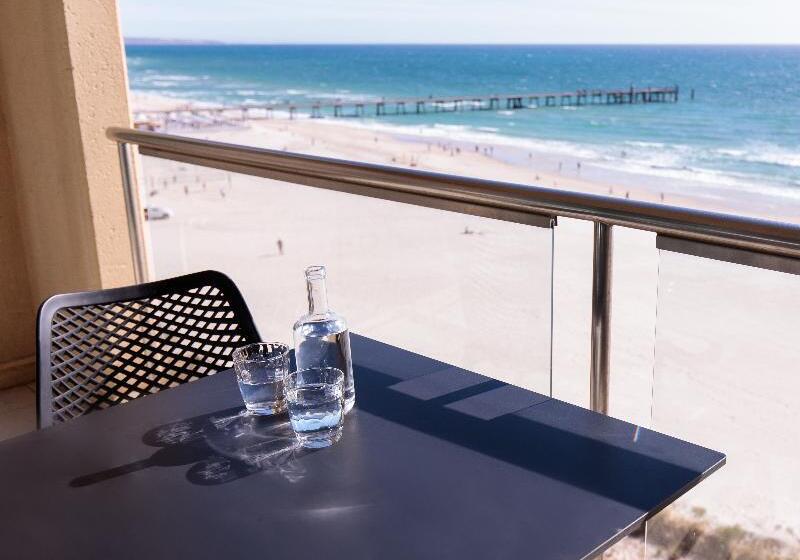آپارتمان 2 خوابه با چشم‌انداز دریا, Oaks Glenelg Plaza Pier Suites