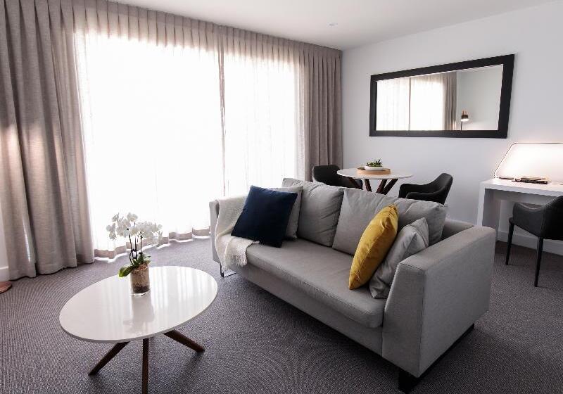 آپارتمان 1 خوابه, Oaks Glenelg Plaza Pier Suites